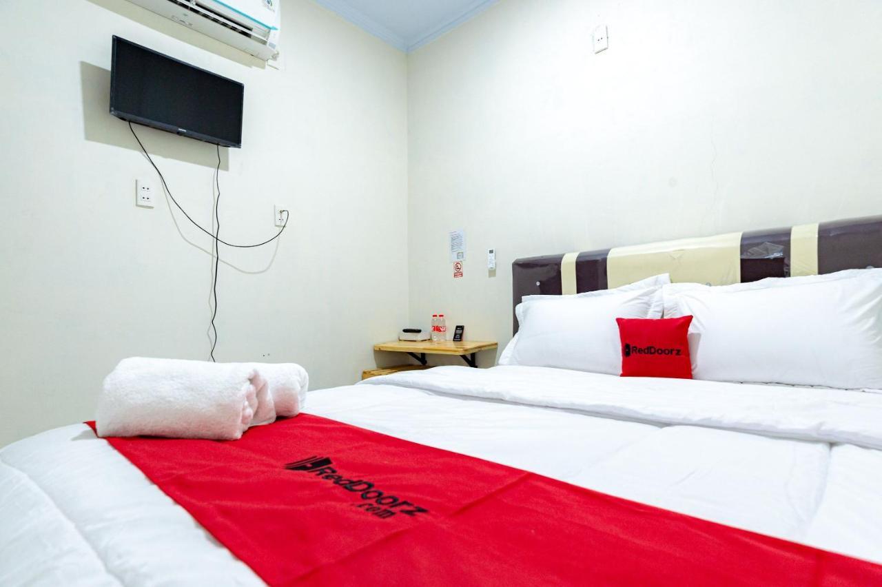Reddoorz @ Simpang Pemda Medan 호텔 외부 사진