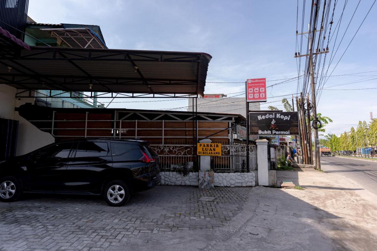 Reddoorz @ Simpang Pemda Medan 호텔 외부 사진